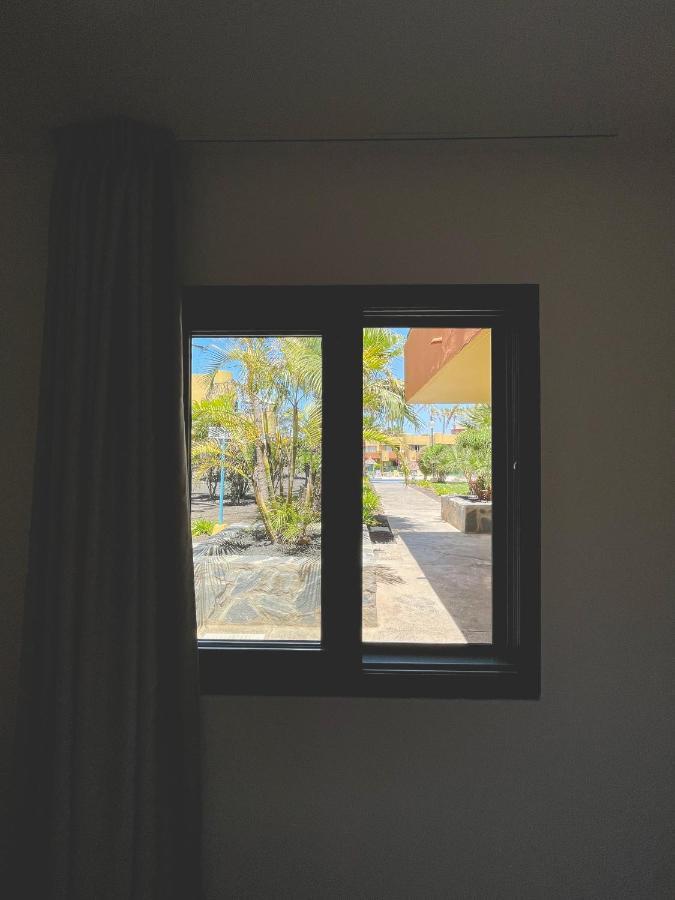 Seaside Apartment Corralejo : A Cozy Holiday Home In A Peaceful Well Located Green Complex Exterior photo