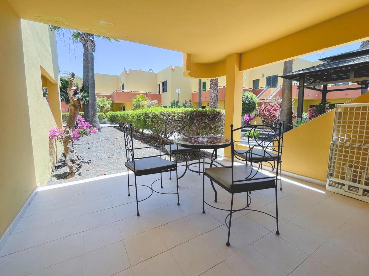 Seaside Apartment Corralejo : A Cozy Holiday Home In A Peaceful Well Located Green Complex Exterior photo